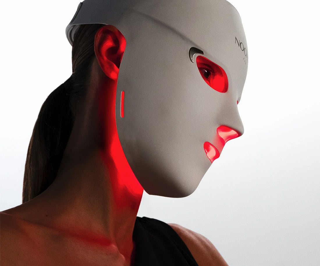Les masques LED pour le visage fonctionnent-ils vraiment ? La luminothérapie cliniquement prouvée expliquée