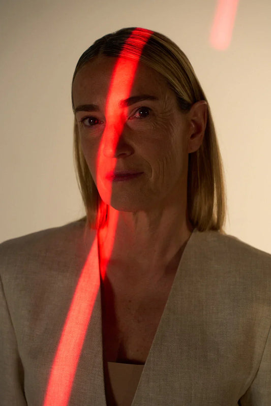 Masque LED Visage Avant & Après : La Transformation Visible de Votre Peau