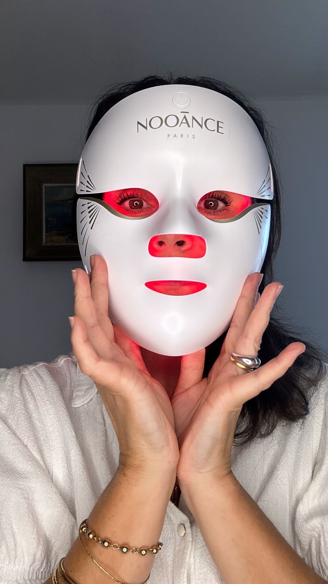 Masque LED Lumineux Avec Détection De Gestes Et Application Bluetooth 46x58cm - Parfait Pour Fêtes Et Cosplay