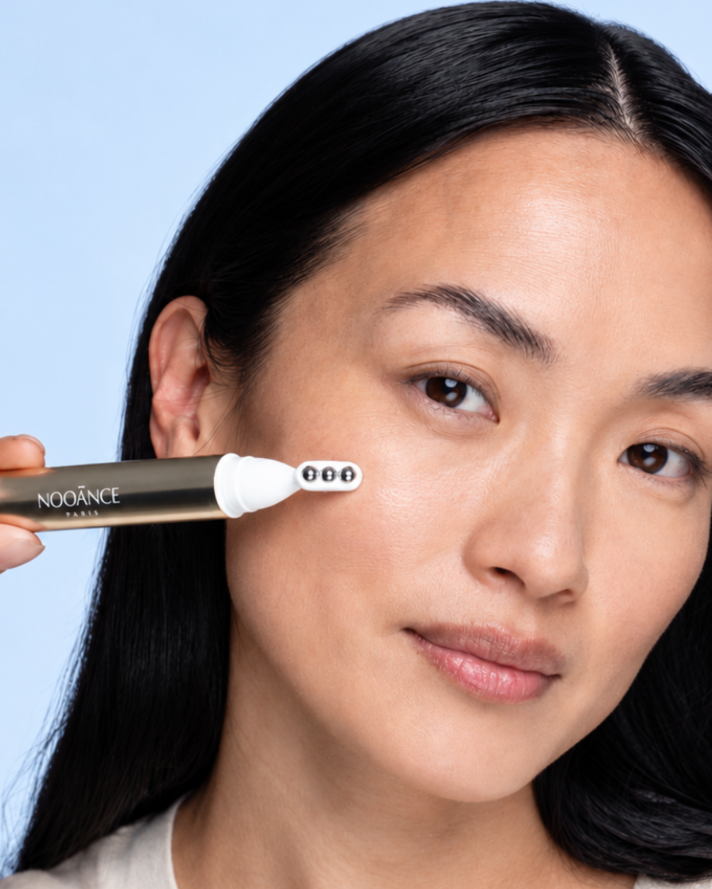 REDUCES THE APPEARANCE OF EXPRESSION LINES