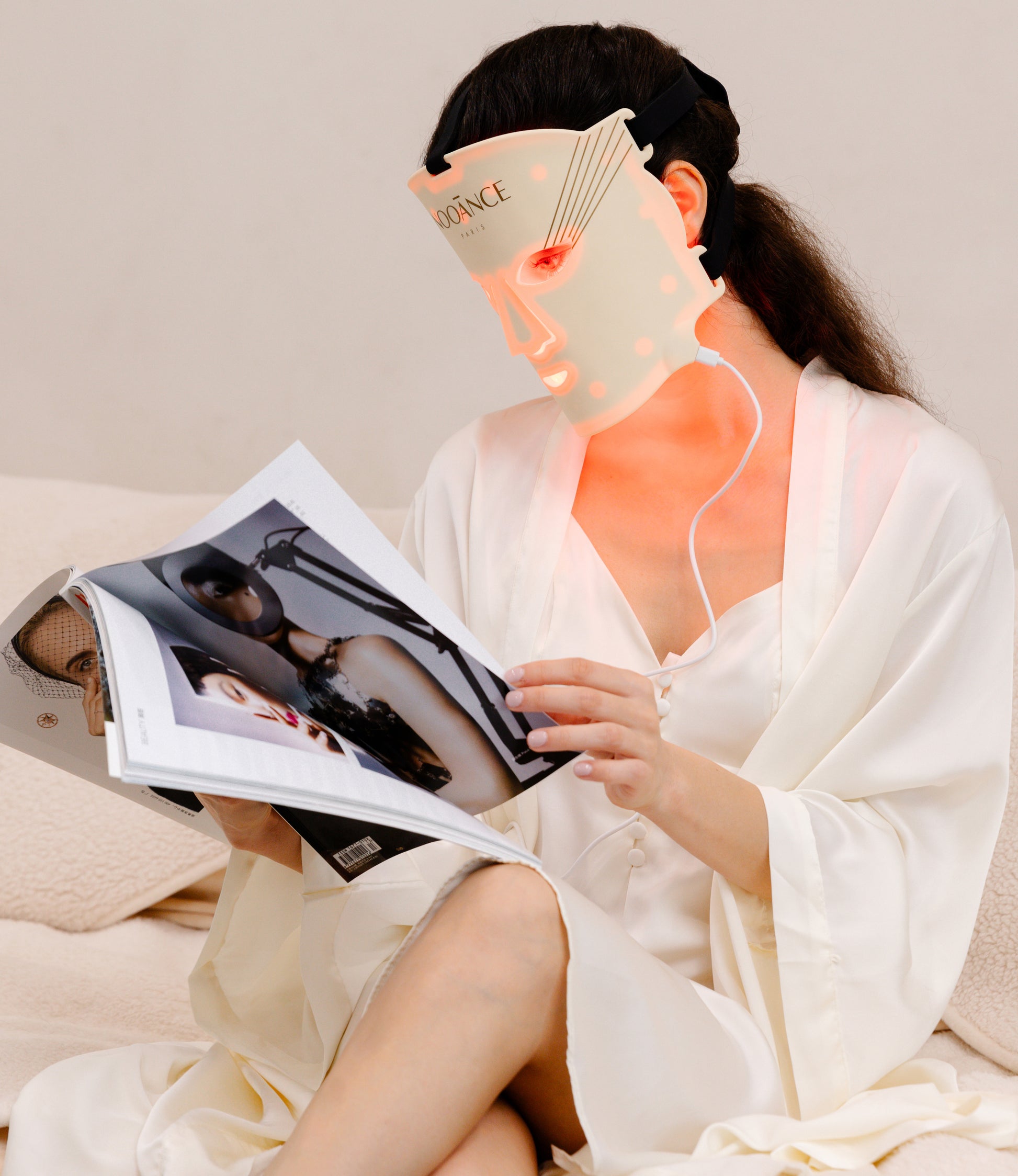 Masque de luminothérapie LED pour le visage et le cou Hilmana